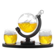 Kaca decanter globe